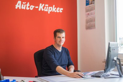 Portrait von Tim Bölts.